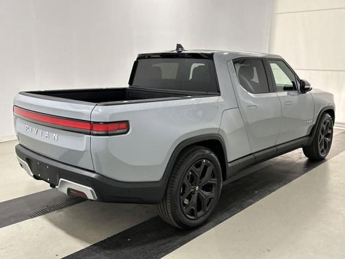 2023 Rivian R1T Adventure Package