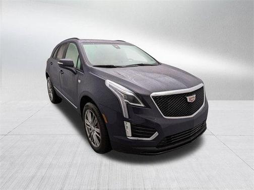 2025 Cadillac XT5 Sport