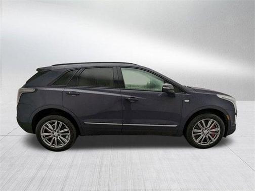 2025 Cadillac XT5 Sport