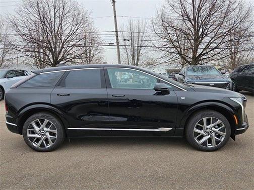 2026 Cadillac LYRIQ V Premium