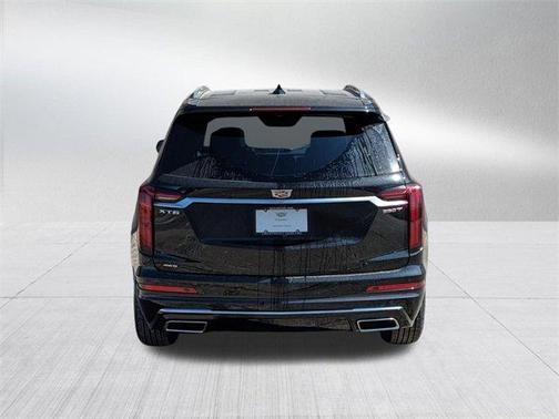 2025 Cadillac XT6 Luxury AWD