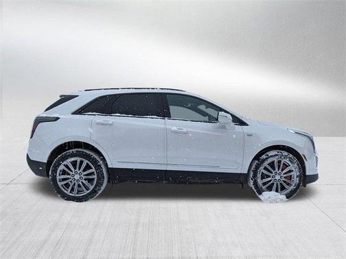 2025 Cadillac XT5 Sport