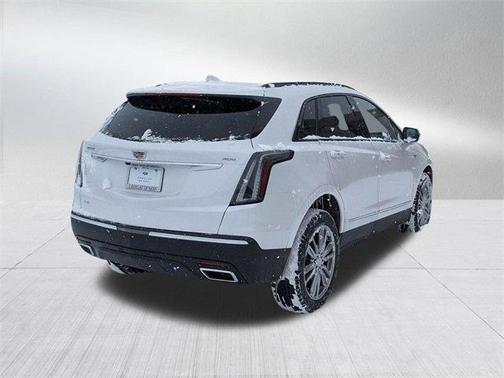 2025 Cadillac XT5 Sport