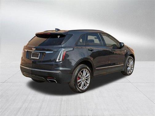 2022 Cadillac XT5 Sport