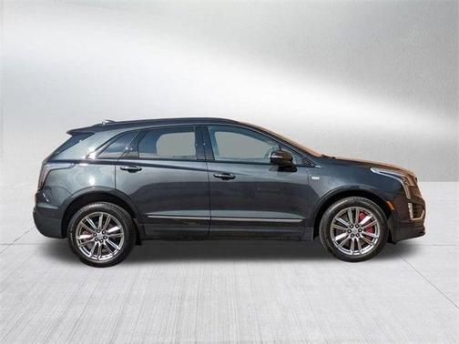 2022 Cadillac XT5 Sport