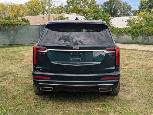 2025 Cadillac XT6 Premium Luxury AWD