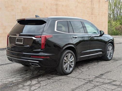 2022 Cadillac XT6 Premium Luxury AWD