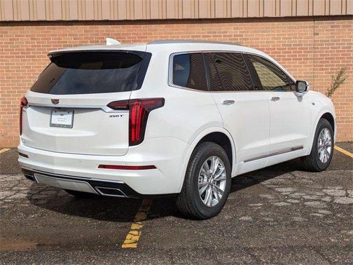 2025 Cadillac XT6 Luxury AWD