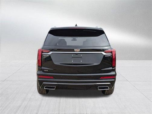 2025 Cadillac XT6 Luxury AWD