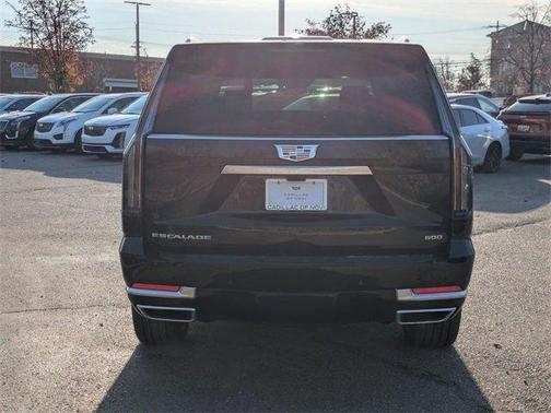 2026 Cadillac Escalade Luxury