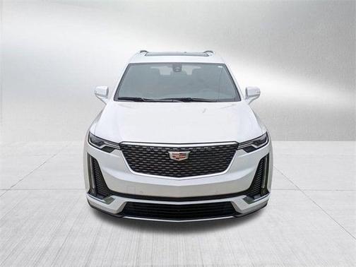 2025 Cadillac XT6 Luxury AWD