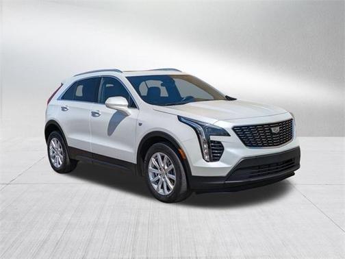 2022 Cadillac XT4 Luxury