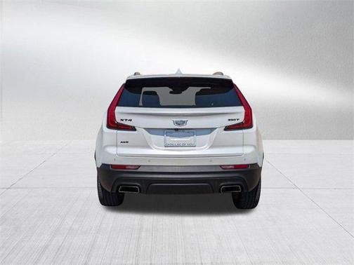 2022 Cadillac XT4 Luxury