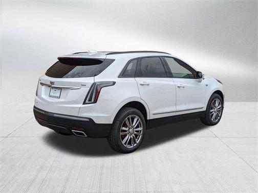 2025 Cadillac XT5 Sport