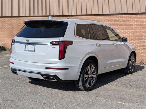 2022 Cadillac XT6 Premium Luxury AWD