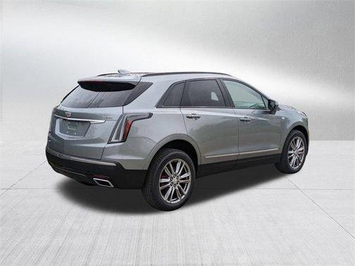 2025 Cadillac XT5 Sport