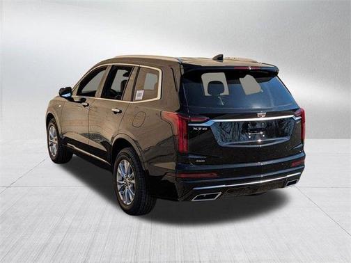 2025 Cadillac XT6 Luxury AWD