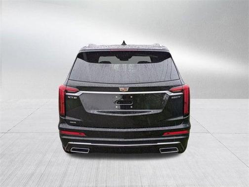 2025 Cadillac XT6 Luxury AWD