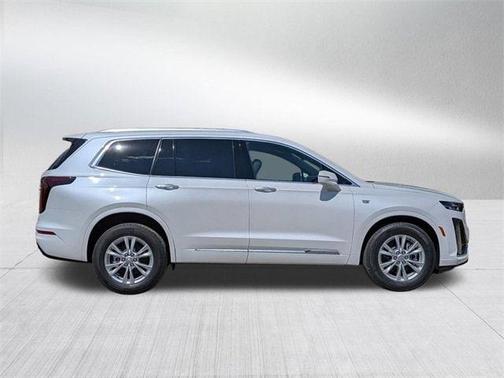 2025 Cadillac XT6 Luxury AWD