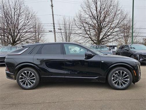 2026 Cadillac LYRIQ Sport