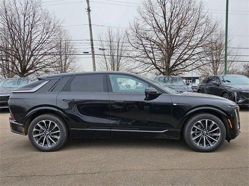 2026 Cadillac LYRIQ Sport