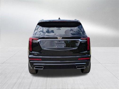 2025 Cadillac XT6 Luxury AWD