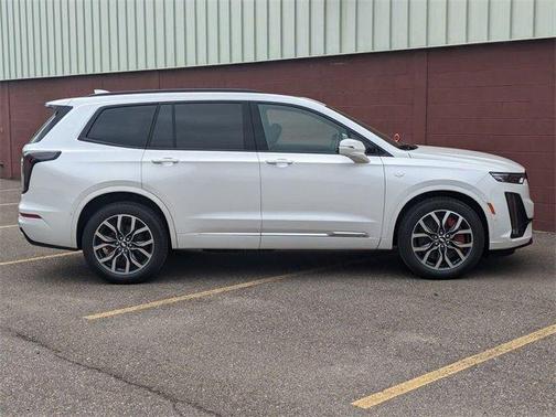 2025 Cadillac XT6 Sport AWD