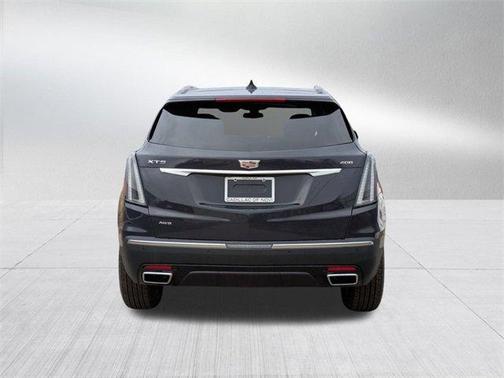 2025 Cadillac XT5 Sport