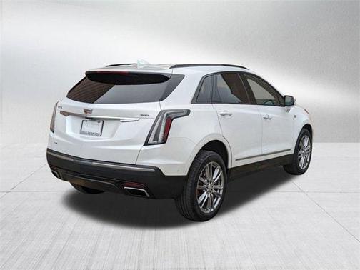 2022 Cadillac XT5 Sport