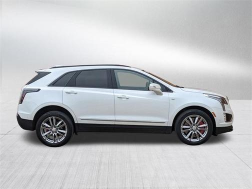 2022 Cadillac XT5 Sport