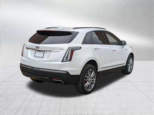 2022 Cadillac XT5 Sport