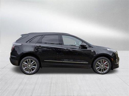 2025 Cadillac XT5 Sport