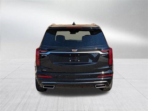 2025 Cadillac XT6 Luxury AWD