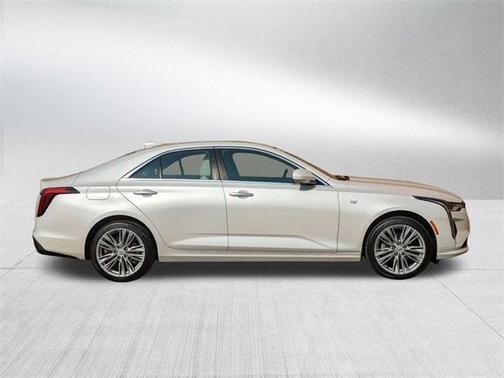 2022 Cadillac CT4 Premium Luxury