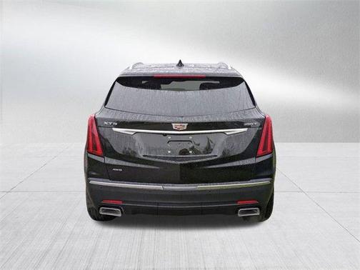 2025 Cadillac XT5 Luxury