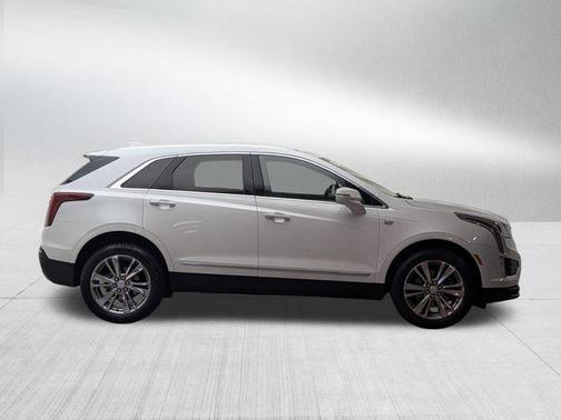 Crystal White Tri-Coat 2024 Cadillac XT5 Premium Luxury