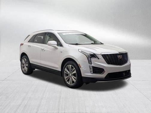 Crystal White Tri-Coat 2024 Cadillac XT5 Premium Luxury