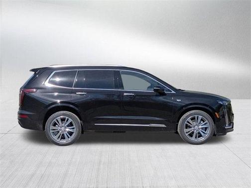 2025 Cadillac XT6 Premium Luxury AWD