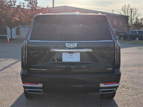 2026 Cadillac Escalade Luxury