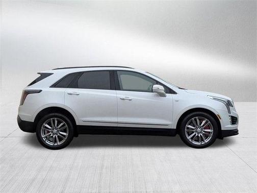 2024 Cadillac XT5 Sport