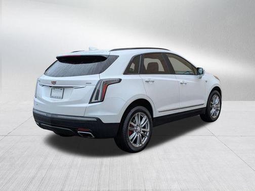 2024 Cadillac XT5 Sport
