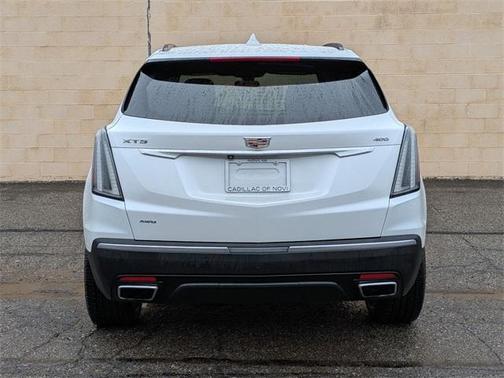 2024 Cadillac XT5 Sport