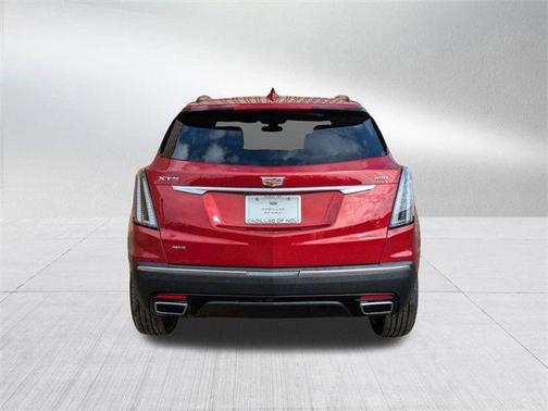 2025 Cadillac XT5 Sport