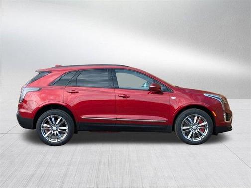 2025 Cadillac XT5 Sport