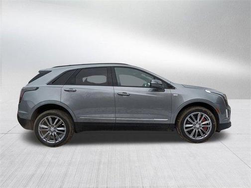 2025 Cadillac XT5 Sport
