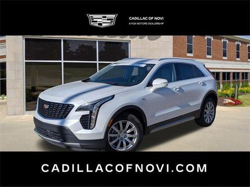 2023 Cadillac XT4 Premium Luxury