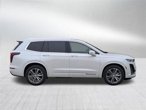 2025 Cadillac XT6 Premium Luxury AWD