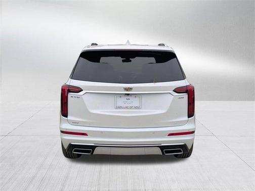 2025 Cadillac XT6 Premium Luxury AWD
