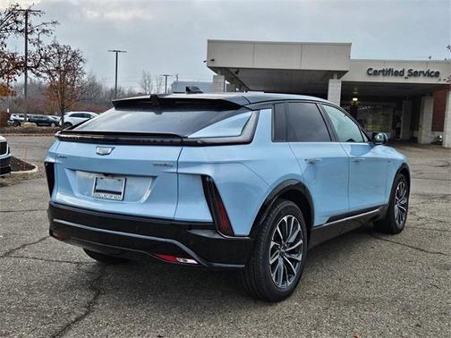 2026 Cadillac LYRIQ Sport