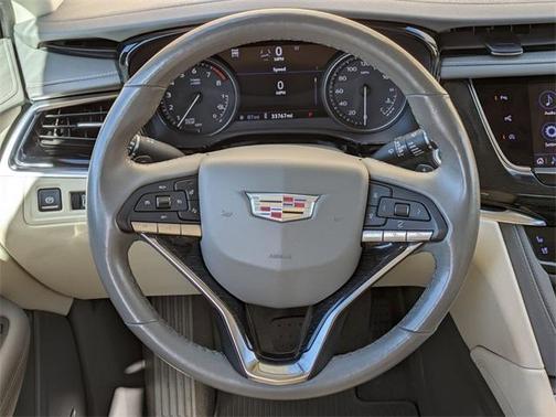 2022 Cadillac XT6 Premium Luxury AWD